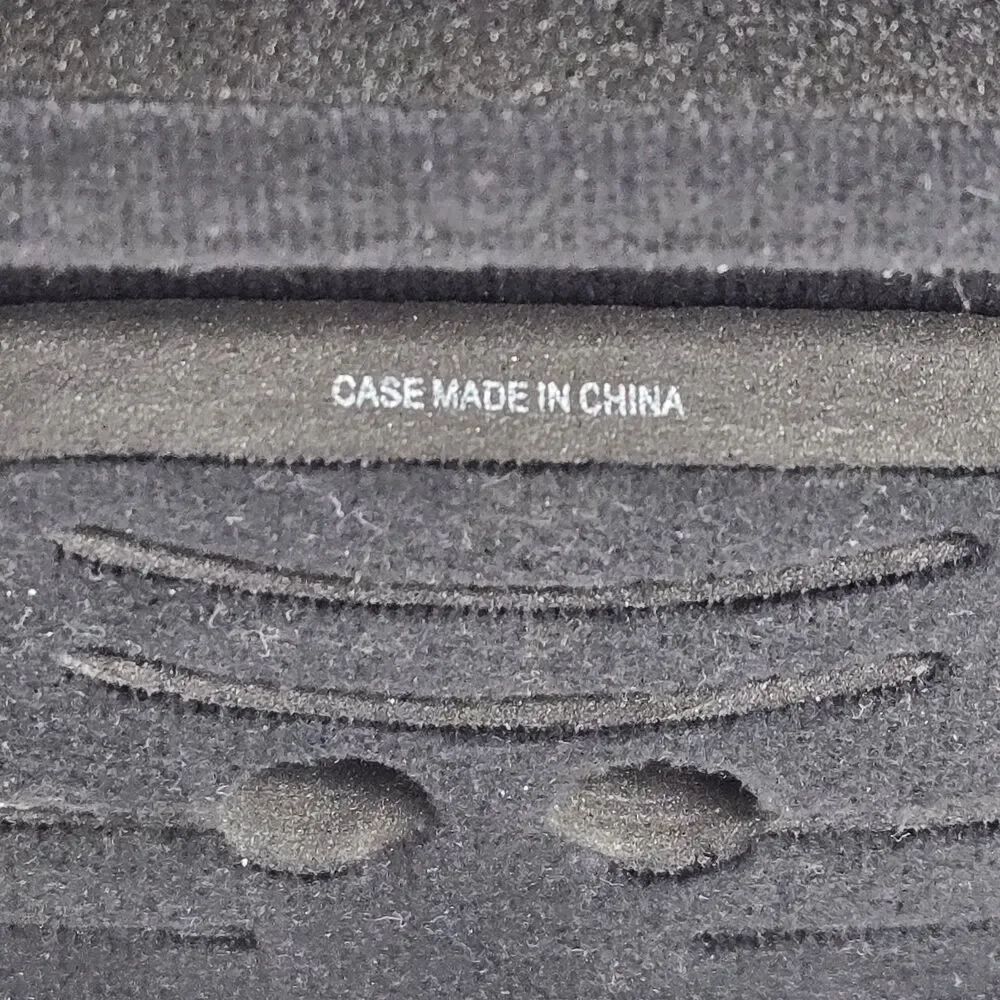 Oakley Razor Wire Black Sunglass Hard Case Embossed Zippered